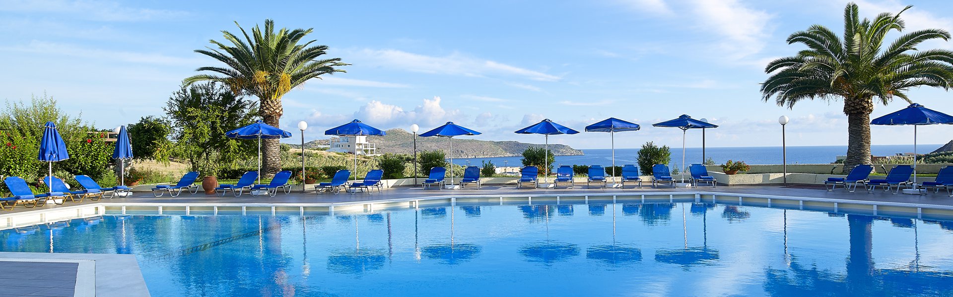 Pool bar